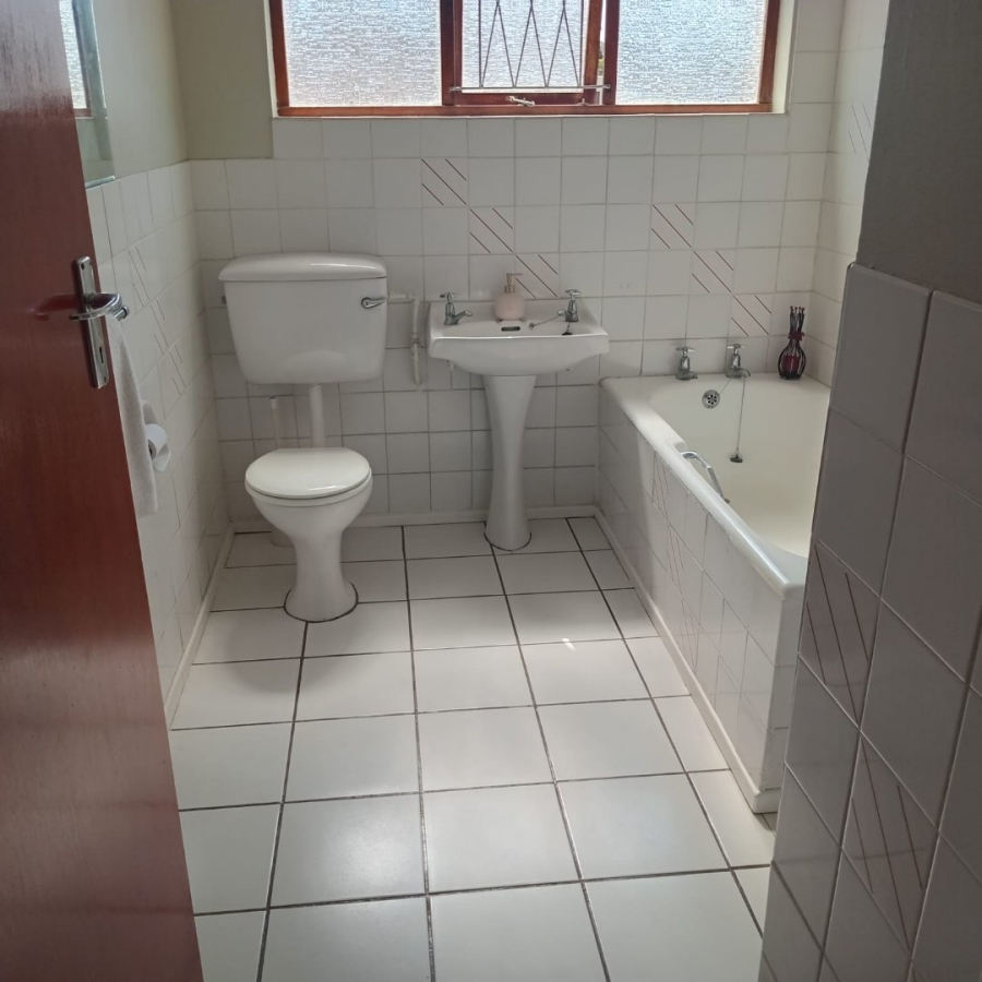 3 Bedroom Property for Sale in Gonubie Eastern Cape